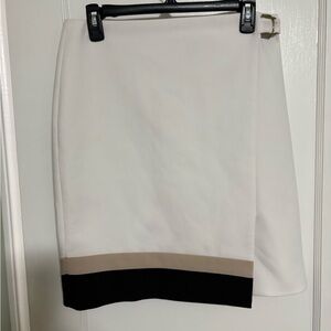 White House Black Market White Pencil Skirt
